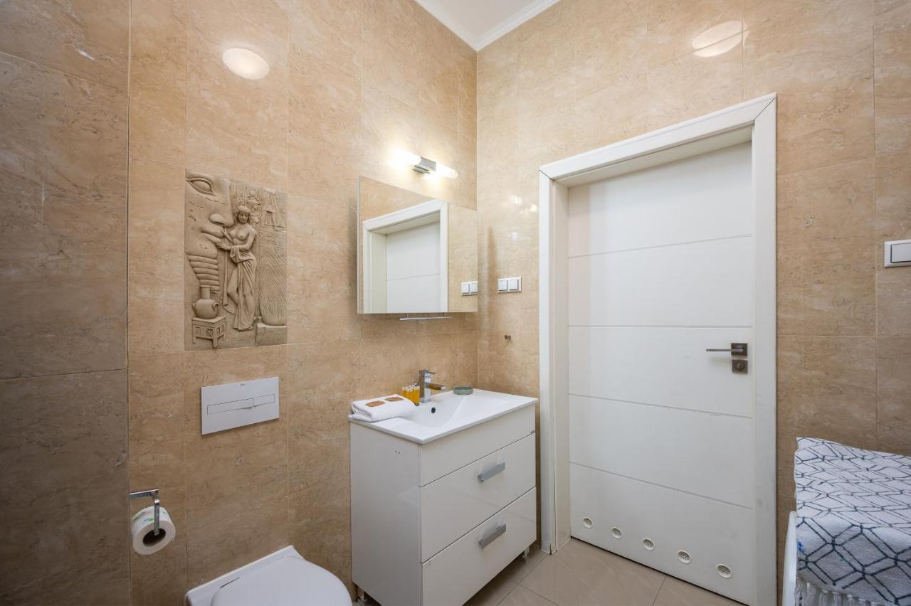 Pokorna Cosy Apartment Warschau Buitenkant foto